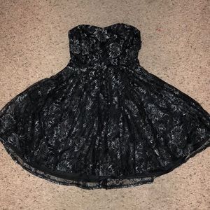 Forever 21 Black strapless dress